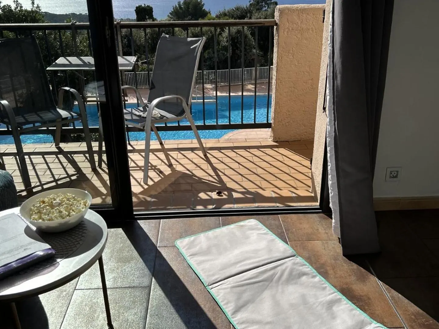 Studio Pool House Vue Mer Panoramique Amazing Sea View Wifi Linge Inclut Linen Included La Croix-Valmer Appartement